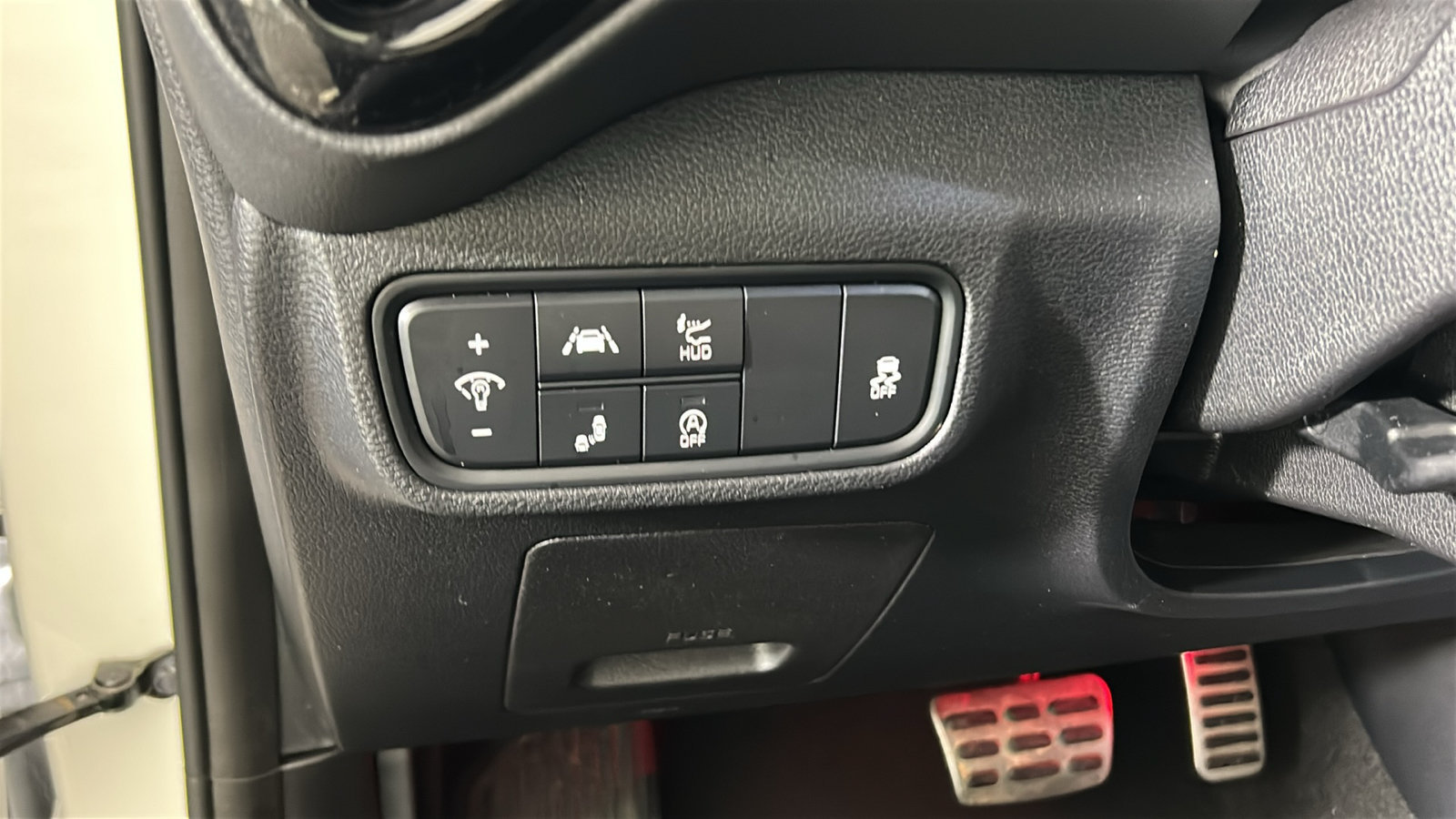 Used 2020 Kia Soul GT-Line Turbo FWD image 24