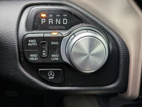 Used 2021 RAM 1500 Laramie image 13