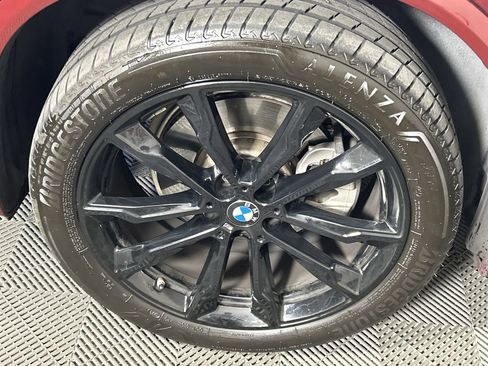 Used 2024 BMW X3 xDrive30i w/ Premium Package AWD/4WD image 9