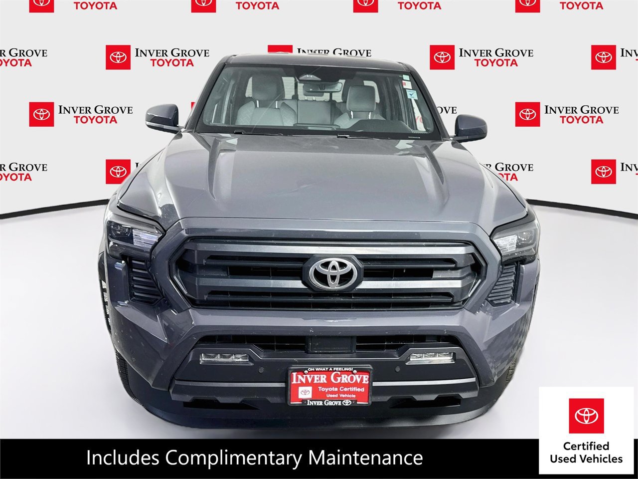 Certified 2024 Toyota Tacoma SR5 AWD/4WD image 2
