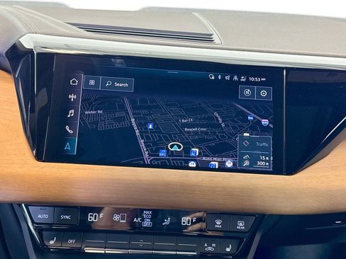 Used 2023 Audi e-tron GT Prestige w/ Prestige Package image 13