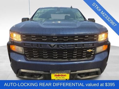 Used 2021 Chevrolet Silverado 1500 Custom image 2