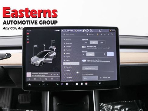 Used 2018 Tesla Model 3 Long Range image 12