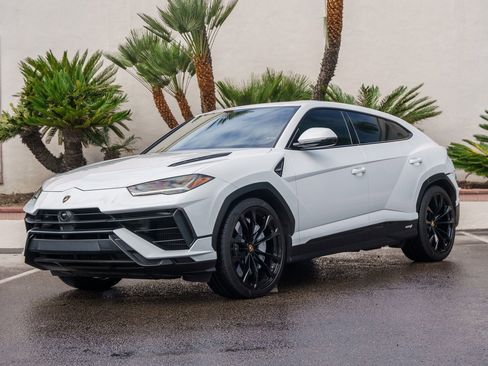 Used 2023 Lamborghini Urus S image 31
