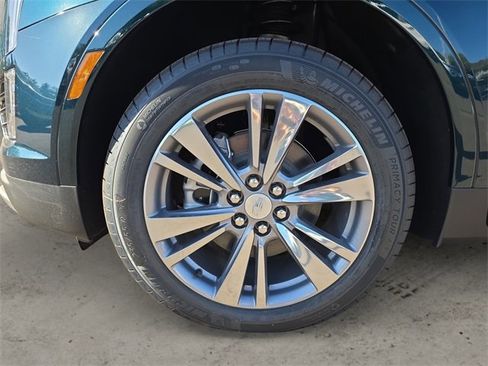 New 2025 Cadillac XT5 Premium Luxury image 14