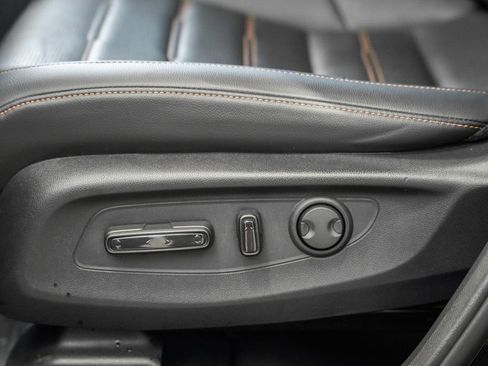 Used 2025 Honda CR-V Sport Touring image 40