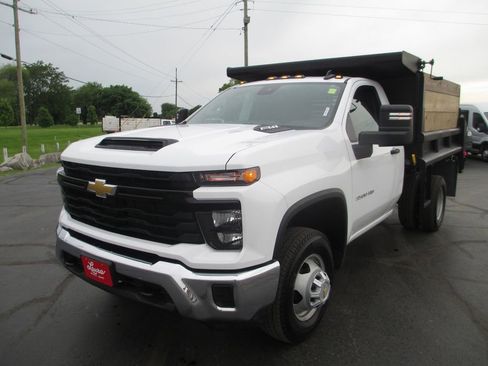 Used 2024 Chevrolet Silverado 3500 W/T w/ WT Convenience Package AWD/4WD image 9