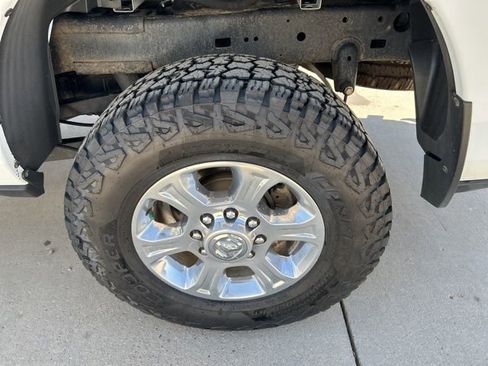 Used 2024 RAM 2500 Big Horn AWD/4WD image 11