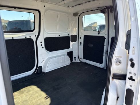 Used 2015 Chevrolet City Express LS image 24