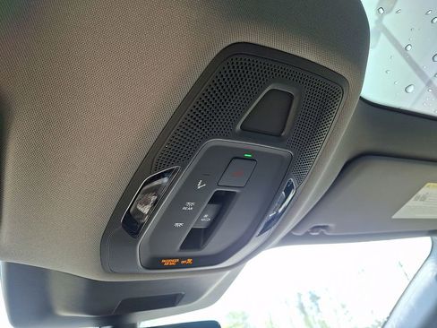 Used 2025 Audi A6 e-tron Premium w/ Ultra Package RWD image 25