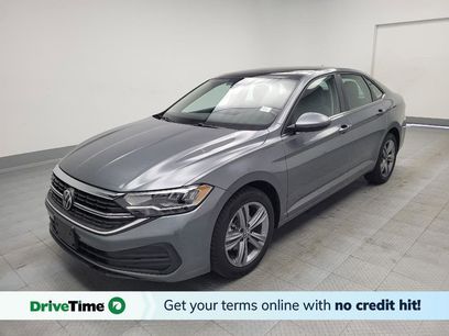 Used 2024 Volkswagen Jetta SE w/ Panoramic Sunroof Package