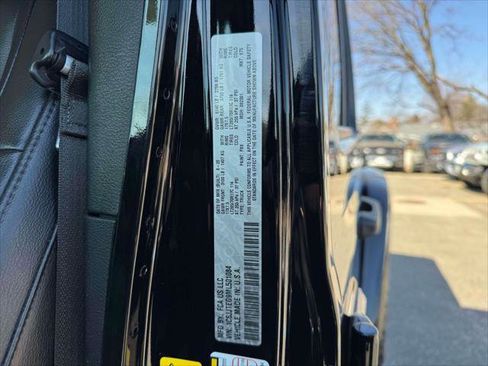 Used 2021 Jeep Gladiator Mojave w/ Dual Top Group image 10