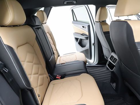 New 2026 Volkswagen Atlas Cross Sport SE image 73