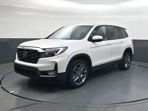 Used 2023 Honda Passport EX-L image 8