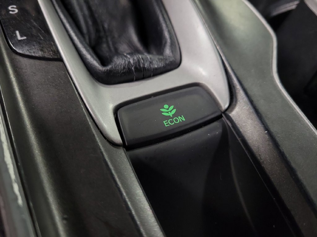 Used 2018 Honda Accord LX image 20