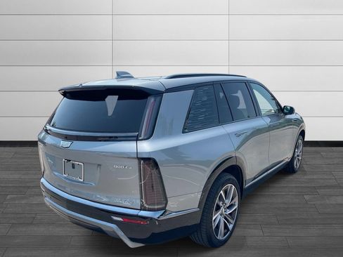 Certified 2026 Cadillac Vistiq Sport w/ LPO, Floor Liner Package AWD/4WD image 6