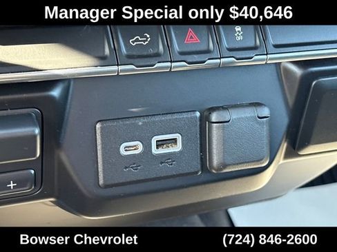 Used 2022 GMC Sierra 2500 SLE w/ SLE Convenience Package AWD/4WD image 12