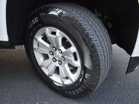 Used 2021 Chevrolet Colorado LT w/ Safety Package RWD image 44