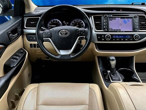 Used 2019 Toyota Highlander Limited image 5