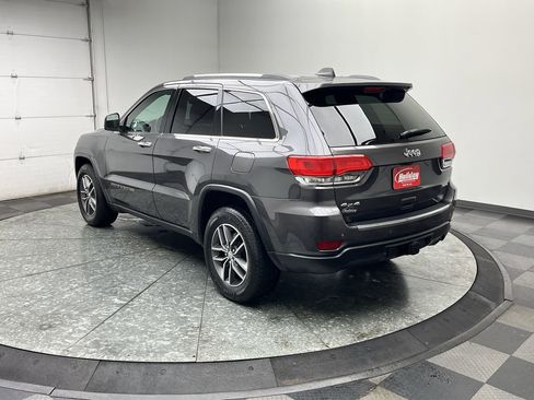 Used 2017 Jeep Grand Cherokee Limited w/ Trailer Tow Group IV image 2