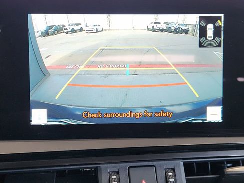 Used 2025 Lexus ES 350 w/ Premium Package image 17