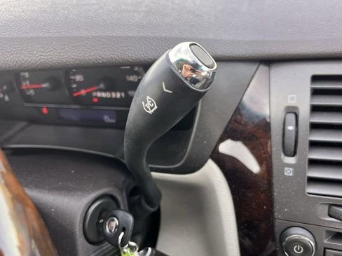 Used 2011 Cadillac DTS Premium w/ Driver Awareness Package image 19