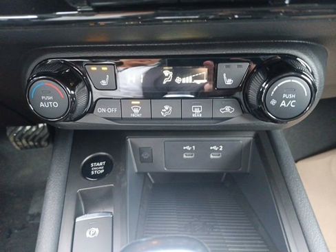 New 2026 Nissan Kicks SV w/ SV Premium Package image 18