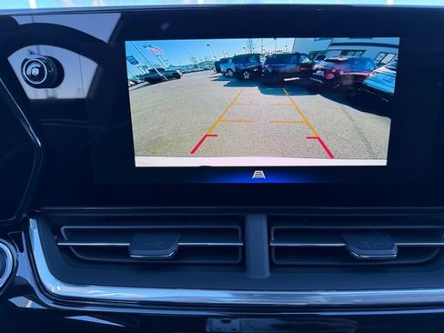 New 2026 Chevrolet Trax ACTIV w/ Sunroof Package image 20