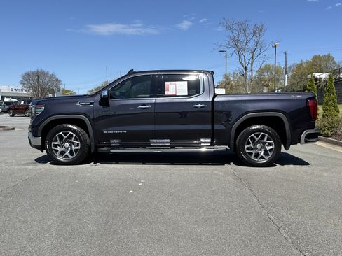 Used 2022 GMC Sierra 1500 SLT w/ SLT Premium Plus Package image 7