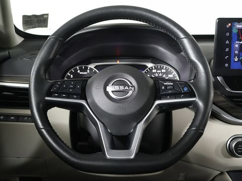 Used 2023 Nissan Altima 2.5 SL AWD/4WD image 36