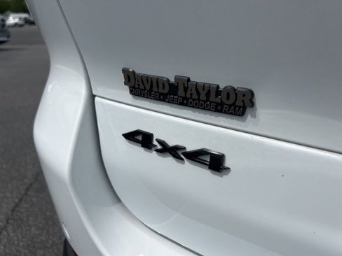 Used 2025 Jeep Grand Cherokee L Altitude image 43