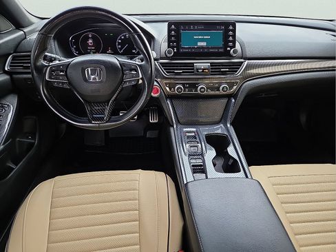 Used 2018 Honda Accord Sport image 11