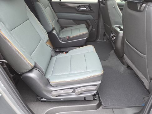 New 2026 GMC Yukon XL AT4 w/ AT4 Premium Plus Package AWD/4WD image 30