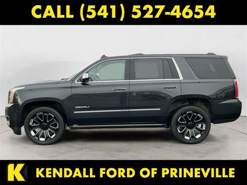 Used 2020 GMC Yukon Denali image 2