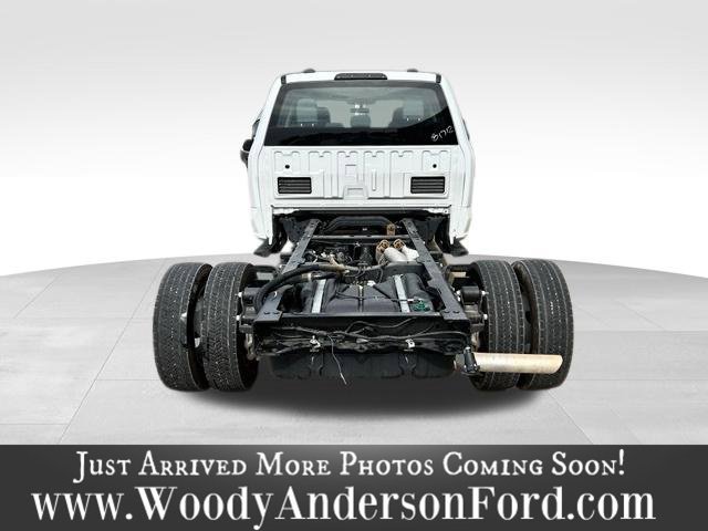 Used 2025 Ford F550 4x4 Crew Cab Super Duty image 5