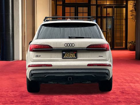 Used 2023 Audi Q7 3.0T Prestige w/ Prestige Package image 11