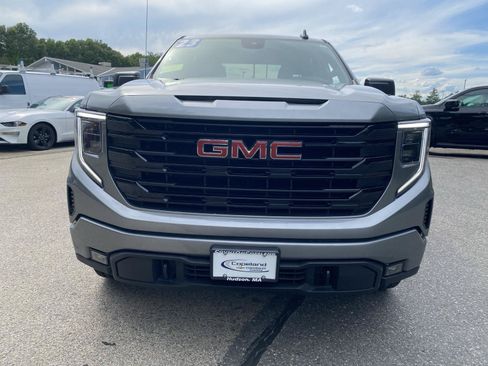 Used 2023 GMC Sierra 1500 Elevation AWD/4WD image 2