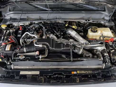 Used 2016 Ford F250 Platinum w/ FX4 Off-Road Package image 50