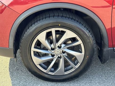 Used 2016 Nissan Rogue SL w/ SL Premium Package AWD/4WD image 24