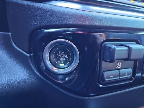 Used 2024 Chevrolet Silverado 2500 High Country w/ Z71 Off-Road Package AWD/4WD image 16