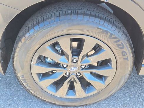 Used 2024 Subaru Outback Onyx Edition AWD/4WD image 10