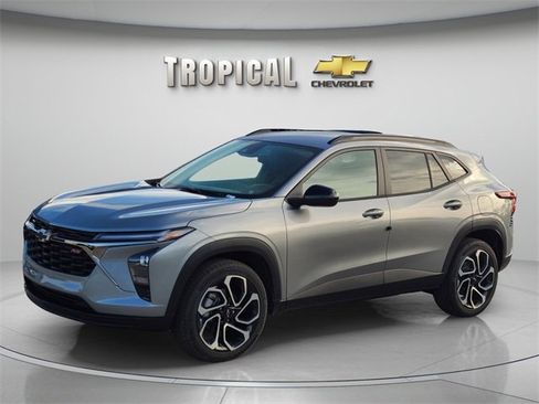 New 2026 Chevrolet Trax RS w/ Driver Confidence Package image 1