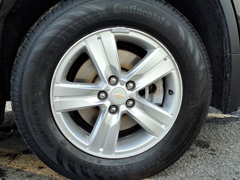 Certified 2022 Chevrolet Trax LS w/ Tint and Cruise Package image 7