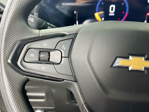 Used 2024 Chevrolet TrailBlazer LT FWD image 16