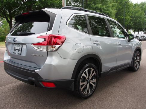 Used 2021 Subaru Forester Limited w/ Popular Package #3 AWD/4WD image 7