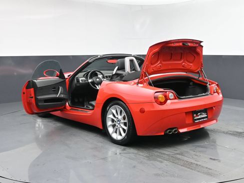 Used 2004 BMW Z4 2.5i RWD image 31