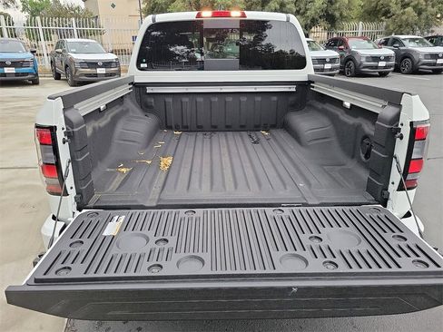 New 2025 Nissan Frontier PRO-4X w/ Pro Premium Package image 13