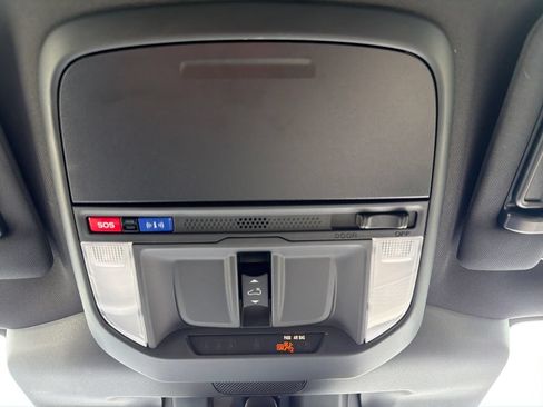 Certified 2025 Subaru Forester Limited AWD/4WD image 50