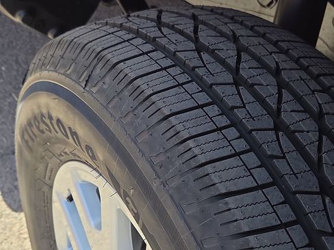 New 2026 Toyota Tacoma SR AWD/4WD image 10
