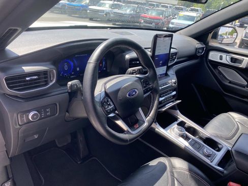 Used 2020 Ford Explorer ST w/ ST Street Pack AWD/4WD image 22